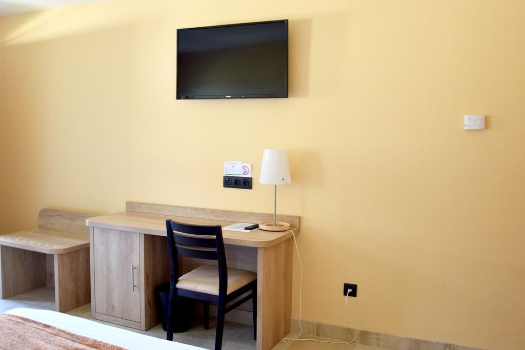 Logis Des Sources Hotel Creney-pres-Troyes Ngoại thất bức ảnh