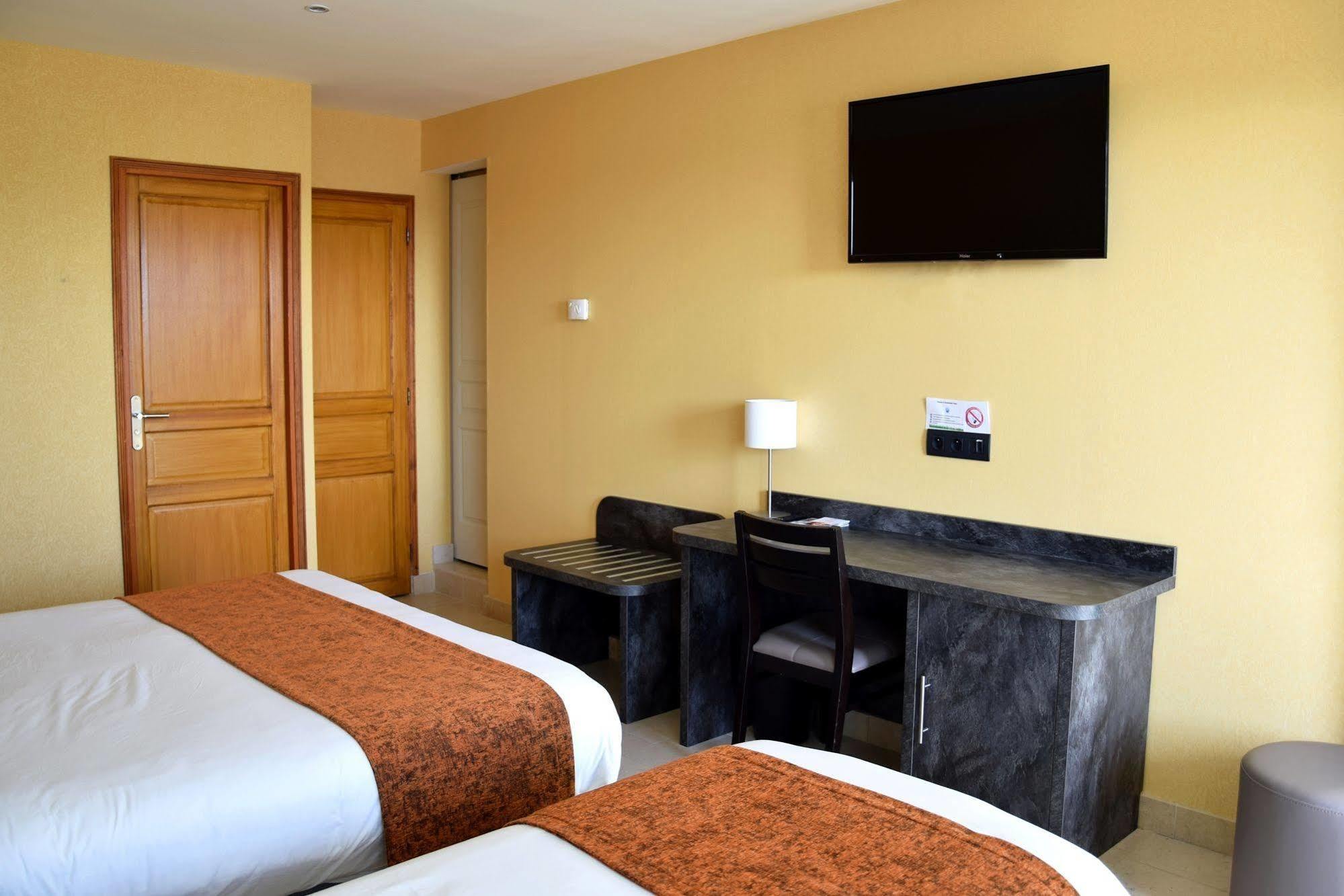 Logis Des Sources Hotel Creney-pres-Troyes Ngoại thất bức ảnh